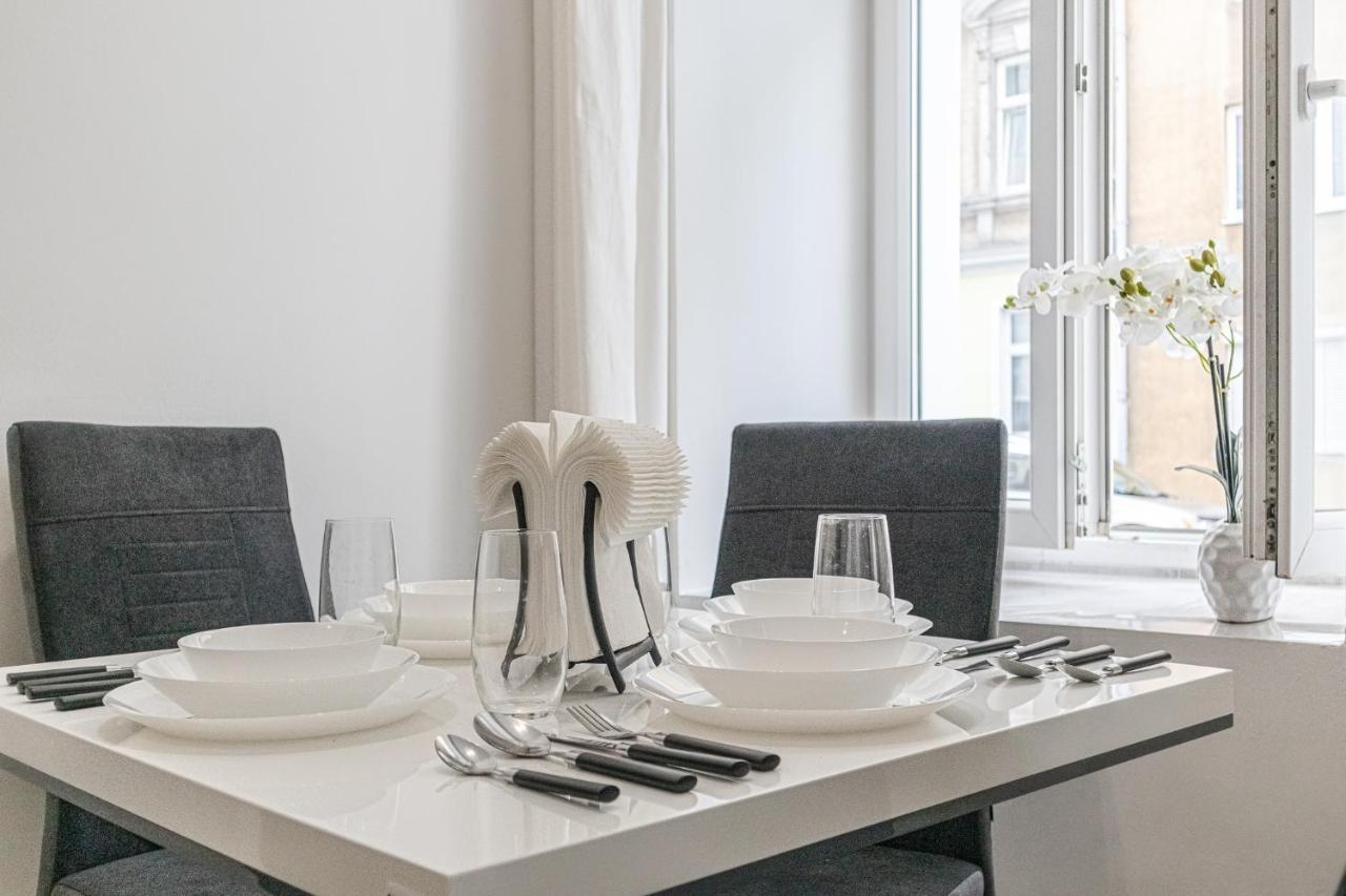 9 Min From City Center - Beautiful Studio Near U1 Reumannplatz Виена Екстериор снимка