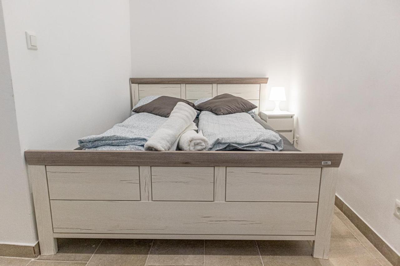 9 Min From City Center - Beautiful Studio Near U1 Reumannplatz Виена Екстериор снимка